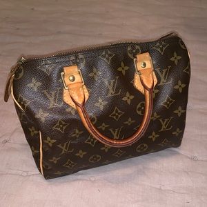 Louis Vuitton Speedy Bag